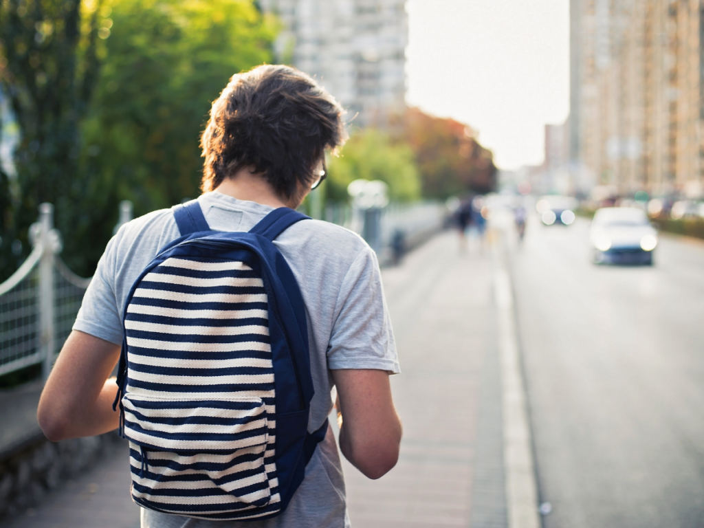 walking safety tips 2